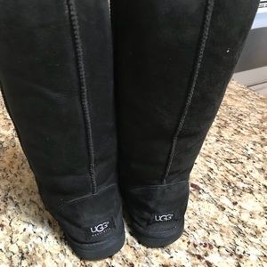 Ugg classic tall size 8